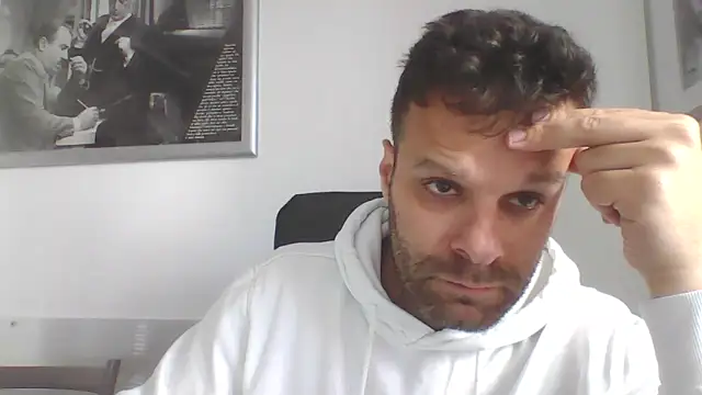 Snapshot of FROCETTO93 chatting on 17, 4, 2026 FROCETTO93 online show from 17, 4, 2026