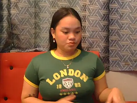 prettykrysgirl online show from 25, 6, 2026