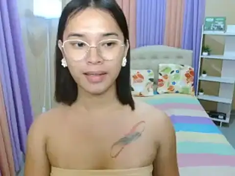 SeductiveAppleTS online show from 4, 5, 2026
