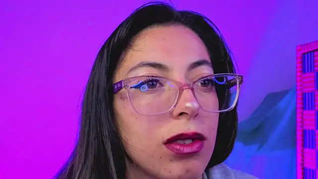 Miranda sexlove  online show from 4, 3, 2026