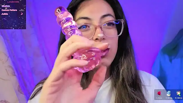 Miranda sexlove  online show from 9, 3, 2026