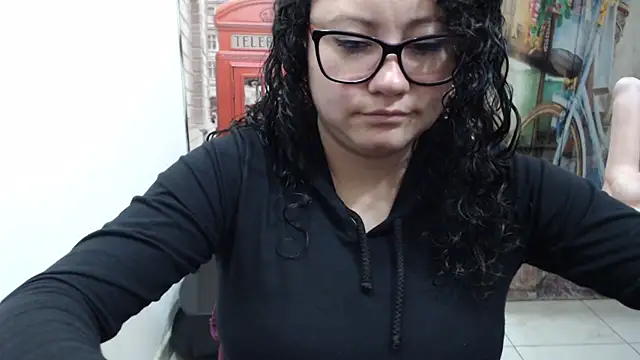 Snapshot of greeneyes_nurse chatting on 17, 9, 2025 greeneyes nurse online show from 17, 9, 2025