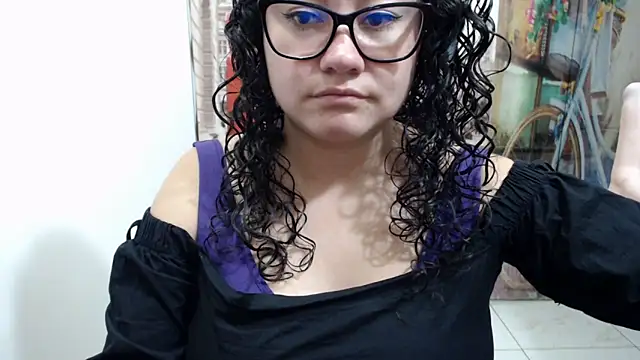 Snapshot of greeneyes_nurse chatting on 20, 9, 2025 greeneyes nurse online show from 20, 9, 2025