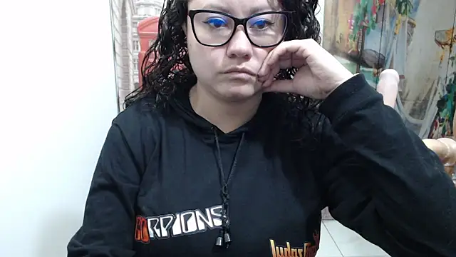 Snapshot of greeneyes_nurse chatting on 15, 10, 2025 greeneyes nurse online show from 15, 10, 2025