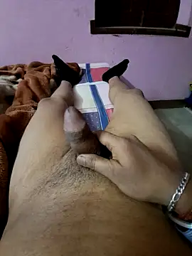 Snapshot of tharki-anand chatting on 5, 2, 2026 tharki-anand online show from 5, 2, 2026