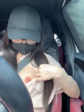 Snapshot of Linh_2004 chatting on 18, 9, 2025 Linh 2004 online show from 18, 9, 2025