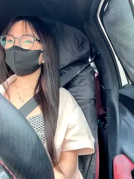 Snapshot of Linh_2004 chatting on 28, 9, 2025 Linh 2004 online show from 28, 9, 2025