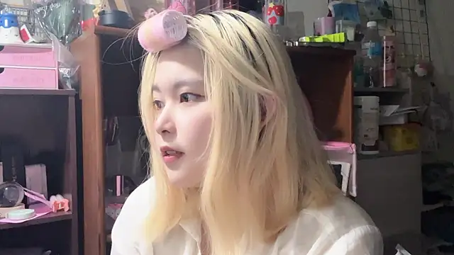 luna51888 online show from 31, 10, 2025