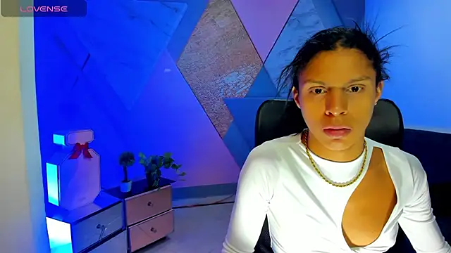 keytinthomson  online show from 3, 10, 2025