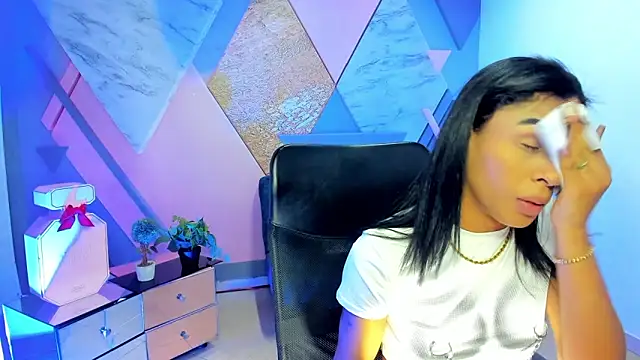 keytinthomson  online show from 16, 10, 2025