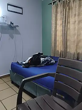 Snapshot of saenz_eymi chatting on 2, 7, 2026 saenz eymi online show from 2, 7, 2026