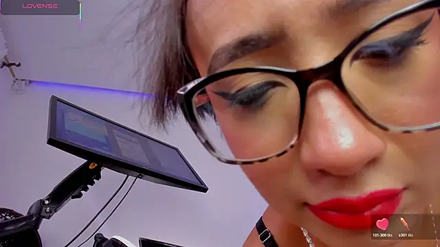 eva rain  online show from 26, 2, 2026