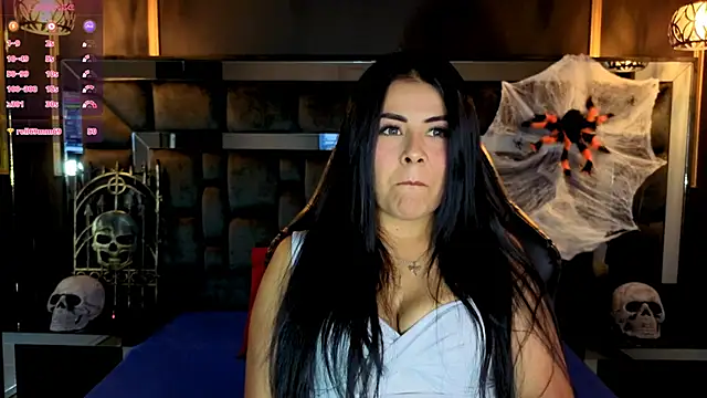 Aniajoness  online show from 11, 10, 2025