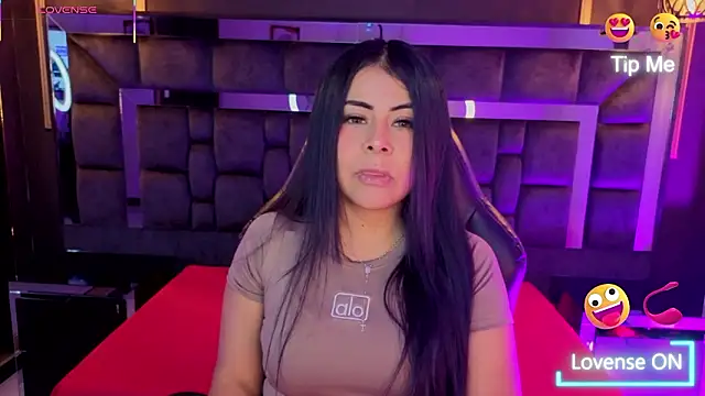 Aniajoness  online show from 12, 2, 2026