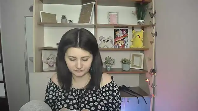 Katrin kiss  online show from 29, 3, 2026