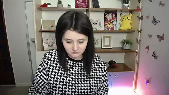 Katrin kiss  online show from 30, 4, 2026