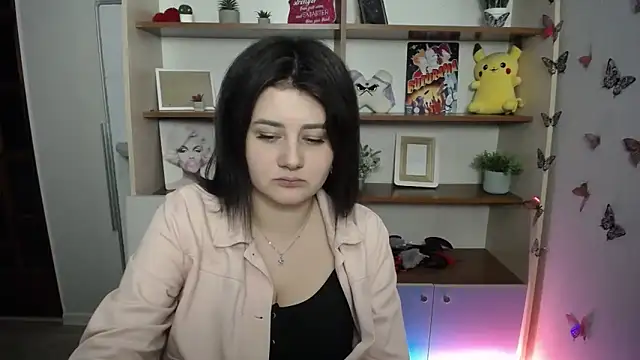 Katrin kiss  online show from 4, 5, 2026
