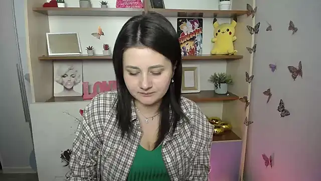 Katrin kiss  online show from 4, 7, 2026