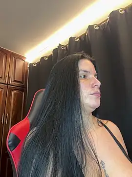 Snapshot of carol_cruz133 chatting on 8, 9, 2025 carol cruz133 online show from 8, 9, 2025