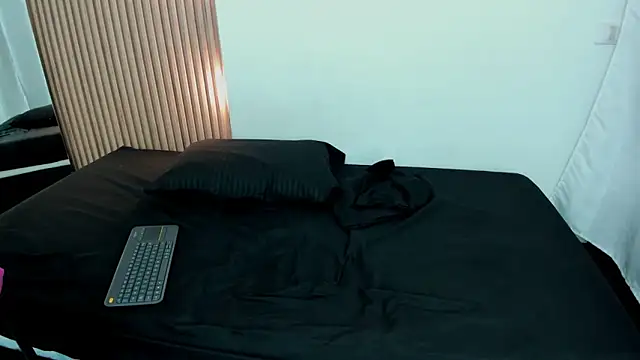 Karla hilton1 online show from 21, 10, 2025