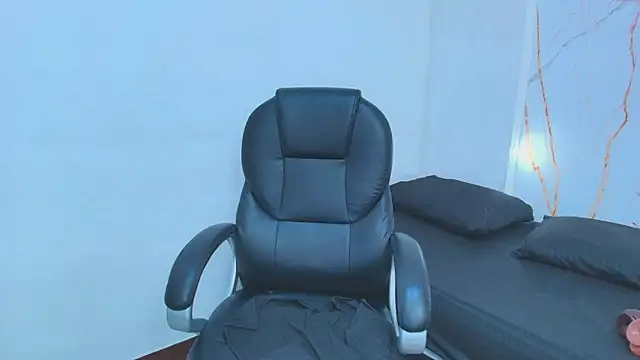 Karla hilton1 online show from 20, 11, 2025