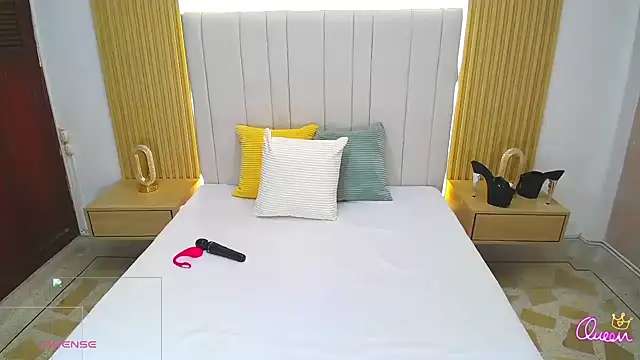 WildScarlet online show from 14, 2, 2026