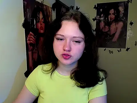 Snapshot of LadyAlice_ chatting on 15, 10, 2025 LadyAlice  online show from 15, 10, 2025