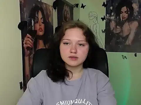 LadyAlice  online show from 13, 5, 2026