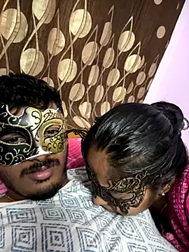 Snapshot of VVcouple chatting on 29, 10, 2025 VVcouple online show from 29, 10, 2025