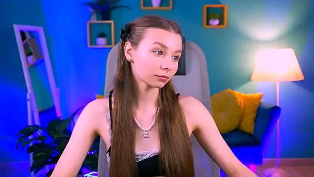 JulieDaniel online show from 12, 3, 2026