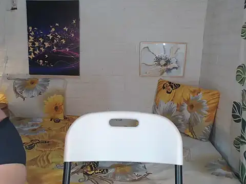 aneredfox online show from 10, 9, 2025