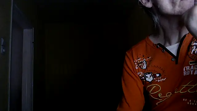 Snapshot of k74robert chatting on 30, 11, 2025 k74robert online show from 30, 11, 2025