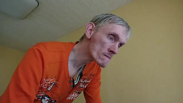 Snapshot of k74robert chatting on 3, 2, 2026 k74robert online show from 3, 2, 2026