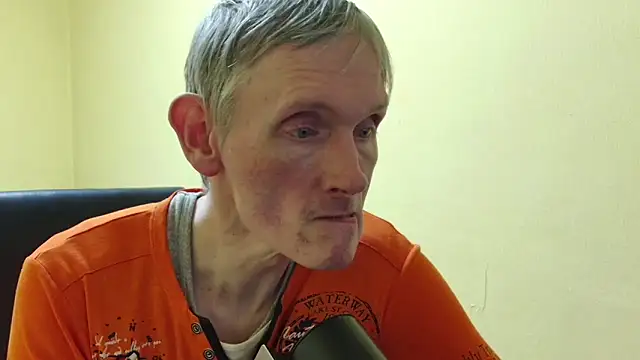 Snapshot of k74robert chatting on 5, 2, 2026 k74robert online show from 5, 2, 2026