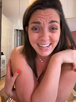 chloedlm5 online show from 15, 7, 2026