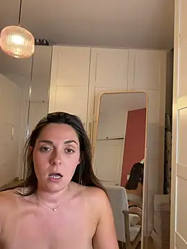 chloedlm5 online show from 23, 7, 2026