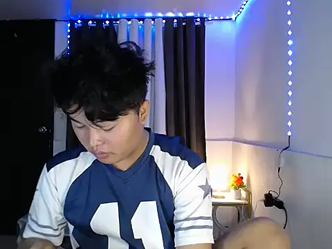 Lustfulljohnx online show from 4, 8, 2026