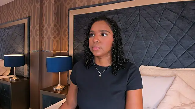 LisaMendez online show from 14, 7, 2026