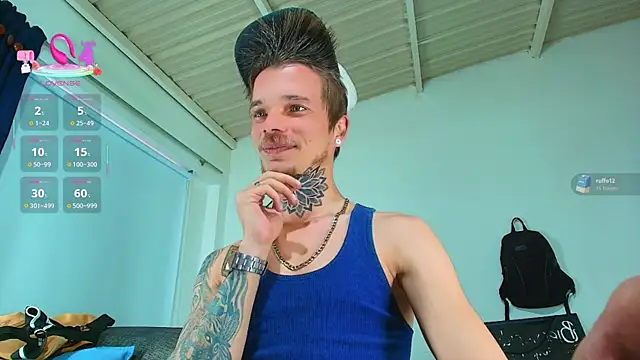 Snapshot of Gold_Loyal77 chatting on 18, 10, 2025 Gold Loyal77 online show from 18, 10, 2025