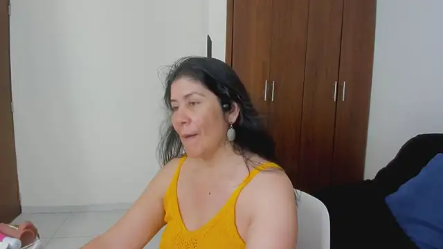 kiraGeiner online show from 24, 6, 2026