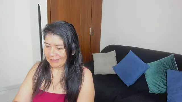 kiraGeiner online show from 14, 7, 2026