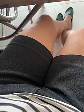 sharon-Hanna online show from 27, 9, 2025