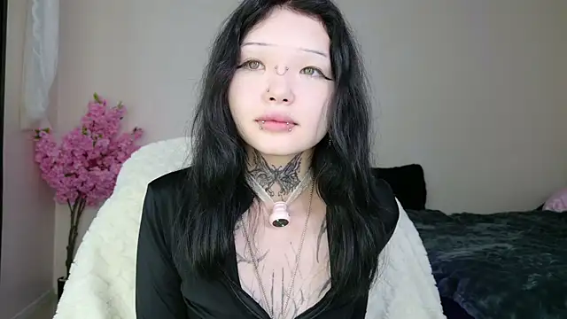 Lein Bone online show from 25, 6, 2026