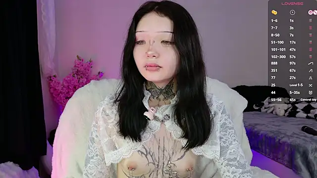 Lein Bone online show from 5, 7, 2026