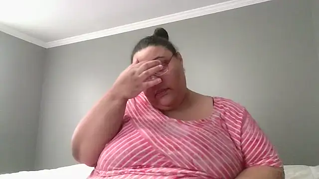 SexyBBW10790 online show from 25, 2, 2026