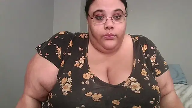 SexyBBW10790 online show from 5, 5, 2026