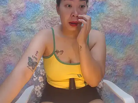 Snapshot of wild_rose69 chatting on 10, 7, 2026 wild rose69 online show from 10, 7, 2026