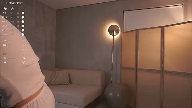 Snapshot of Moon_cutie chatting on 3, 2, 2026 Moon cutie online show from 3, 2, 2026