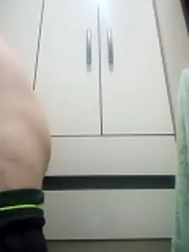 Snapshot of Crocante_Hot chatting on 11, 2, 2026 Crocante Hot online show from 11, 2, 2026