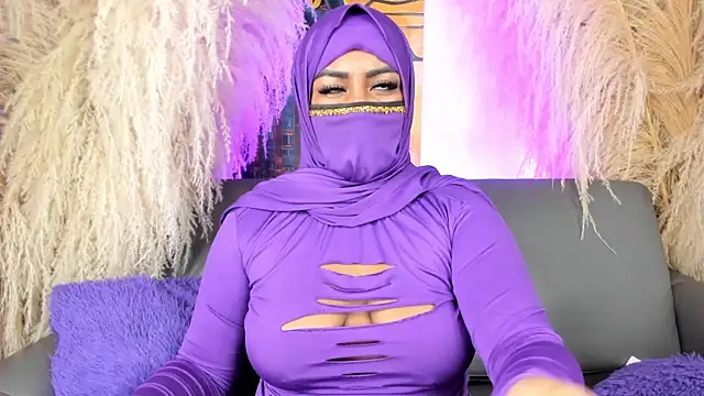 yasmin elite online show from 9, 10, 2025